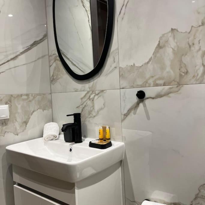 Apartament K&m Bantzh A' Dráma
